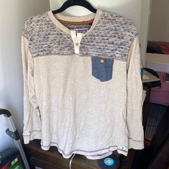Staple Pigeon Shirt (L) - Picture 1 of 4